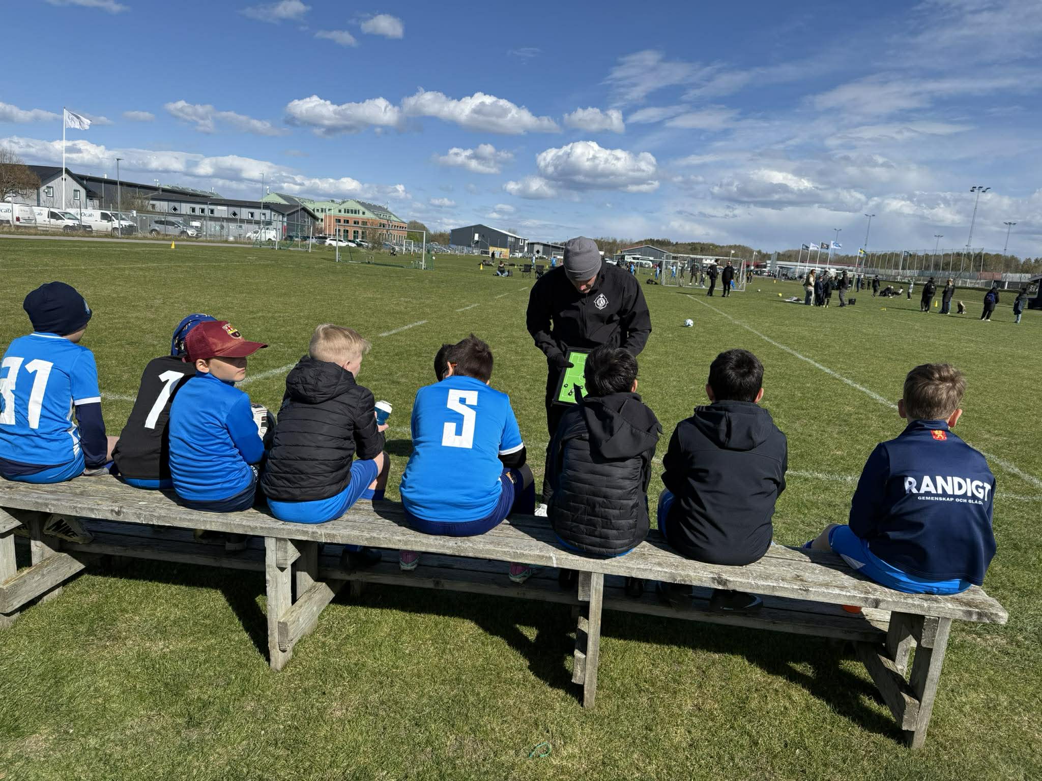 677225456_985142344410539_5632426055161834163_n